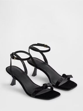 GAP Black Ankle-Strap Heeled Sandals with Bow Accent